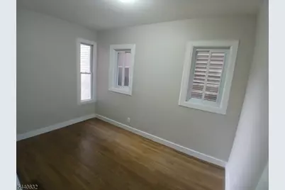 590 Hunterdon St, Newark, NJ 07108 - Photo 18
