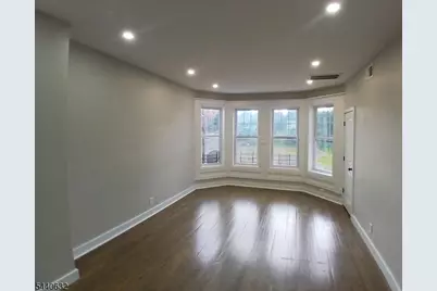590 Hunterdon St, Newark, NJ 07108 - Photo 10