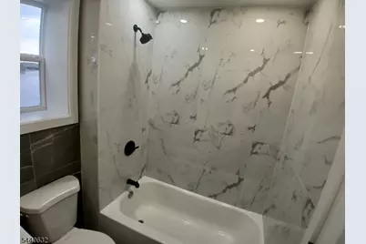590 Hunterdon St, Newark, NJ 07108 - Photo 20