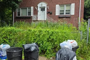 24 Chelsea Ave, East Orange, NJ 07018 - Photo 6