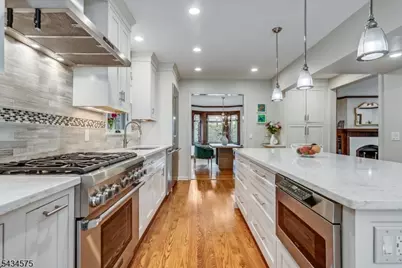 35 Woodland Road, Millburn, NJ 07078 - Photo 20