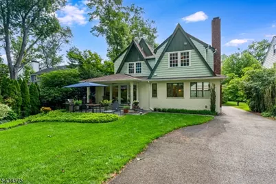 35 Woodland Road, Millburn, NJ 07078 - Photo 44