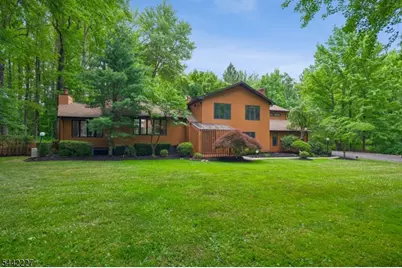39 Highlander Drive, Scotch Plains Township, NJ 07076 - Photo 2