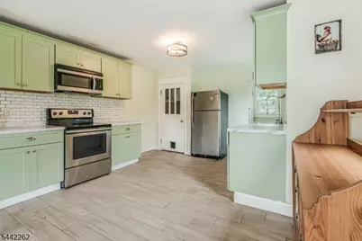 2 Hicks Ave, Newton, NJ 07860 - Photo 10