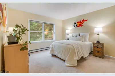 27 Harvest Ln, Livingston, NJ 07039 - Photo 36