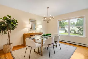 27 Harvest Ln, Livingston, NJ 07039 - Photo 2