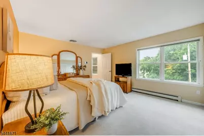 27 Harvest Ln, Livingston, NJ 07039 - Photo 30