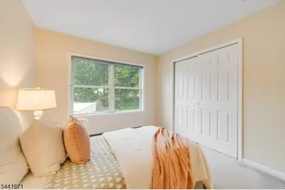 27 Harvest Ln, Livingston, NJ 07039 - Photo 34