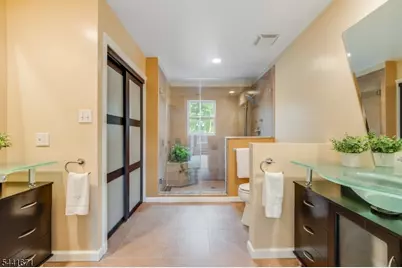 27 Harvest Ln, Livingston, NJ 07039 - Photo 32