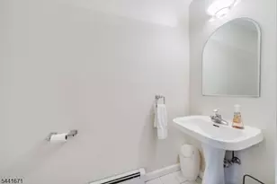27 Harvest Ln, Livingston, NJ 07039 - Photo 24