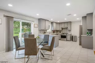 27 Harvest Ln, Livingston, NJ 07039 - Photo 18
