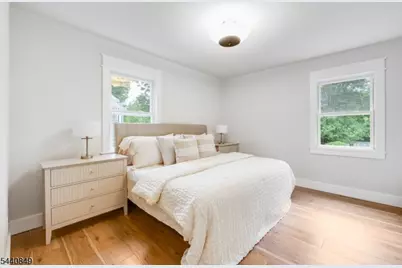 25 Montgomery Rd, Livingston, NJ 07039 - Photo 26