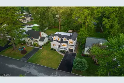 25 Montgomery Rd, Livingston, NJ 07039 - Photo 38