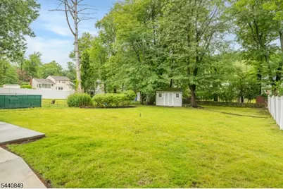 25 Montgomery Rd, Livingston, NJ 07039 - Photo 46