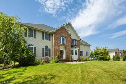 72 Doby Rd, Randolph Township, NJ 07945 - Photo 2
