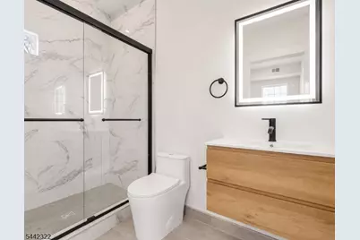 360 21st St, Irvington, NJ 07111 - Photo 8