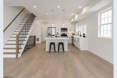 361 21st St, Irvington, NJ 07111 - Photo 2