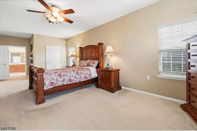 43 Renaissance Blvd, Franklin Township, NJ 08873 - Photo 22
