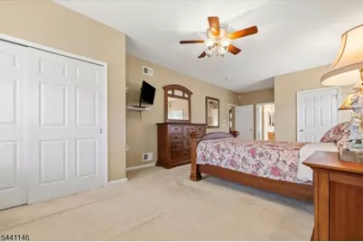 43 Renaissance Blvd, Franklin Township, NJ 08873 - Photo 20