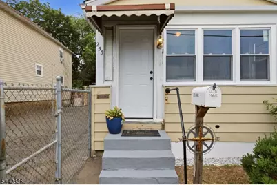 255 S 18th St, Newark, NJ 07103 - Photo 2