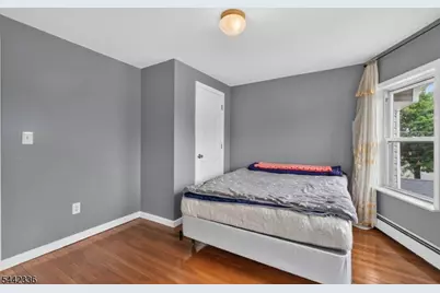 255 S 18th St, Newark, NJ 07103 - Photo 14