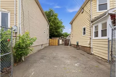 255 S 18th St, Newark, NJ 07103 - Photo 24