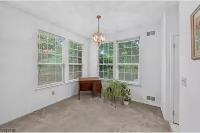 18 Pheasant Brook Court, Bedminster Township, NJ 07921 - Photo 12