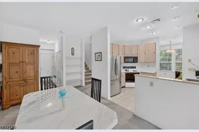 18 Pheasant Brook Court, Bedminster Township, NJ 07921 - Photo 20
