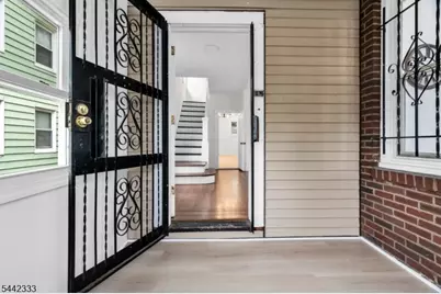 240 W End Ave, Newark, NJ 07106 - Photo 48