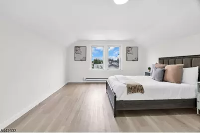 240 W End Ave, Newark, NJ 07106 - Photo 24