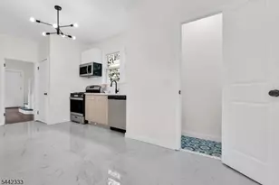 240 West End Ave, Newark, NJ 07106 - Photo 22
