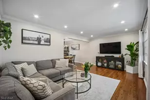 23 Andover Pl, Bloomfield, NJ 07003 - Photo 4