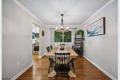 23 Andover Pl, Bloomfield, NJ 07003 - Photo 8