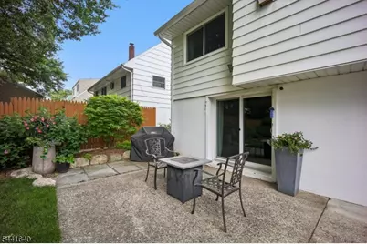 23 Andover Pl, Bloomfield, NJ 07003 - Photo 34