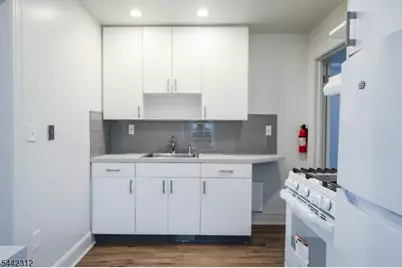 17 Hazelwood Ave, Newark, NJ 07106 - Photo 1