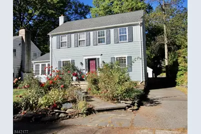 24 College Ave, Montclair, NJ 07043 - Photo 2