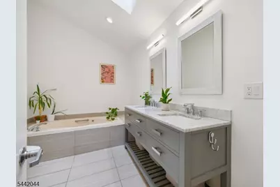 621 Mountain Dr, South Orange, NJ 07079 - Photo 24