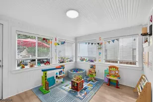 366 E Main St, Somerville, NJ 08876 - Photo 22