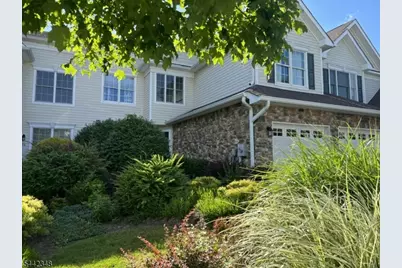 22 Briar Ct, Hardyston Township, NJ 07419 - Photo 1
