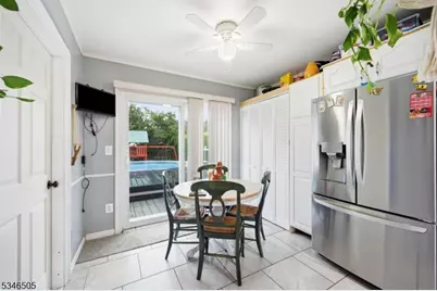 117 Richmond Ave, Paterson, NJ 07502 - Photo 8