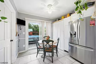 117 Richmond Ave, Paterson, NJ 07502 - Photo 8