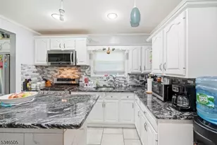 117 Richmond Ave, Paterson, NJ 07502 - Photo 16