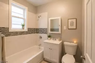 127 Brookwood St, East Orange, NJ 07018 - Photo 4