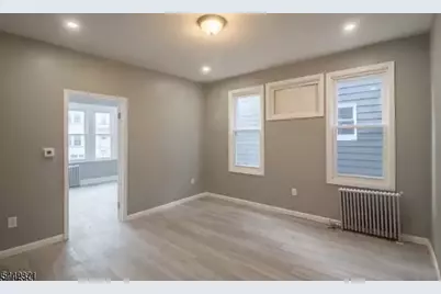 127 Brookwood St, East Orange, NJ 07018 - Photo 2