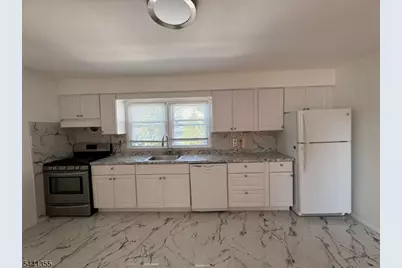 32 Harding Ct #2, Garfield, NJ 07026 - Photo 8