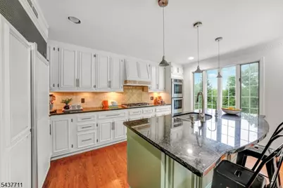18 Kings Hill Ct, Summit, NJ 07901 - Photo 14