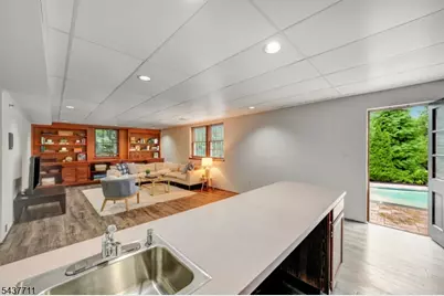 18 Kings Hill Ct, Summit, NJ 07901 - Photo 40