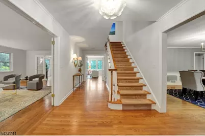 18 Kings Hill Ct, Summit, NJ 07901 - Photo 6