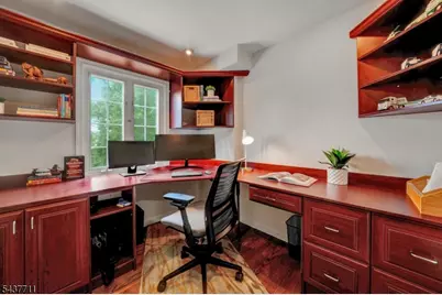 18 Kings Hill Ct, Summit, NJ 07901 - Photo 18