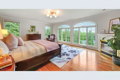 18 Kings Hill Ct, Summit, NJ 07901 - Photo 4